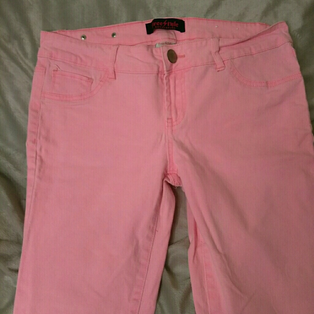 Freestyle revolution pink skinnies